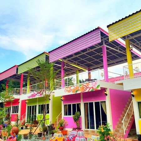 Maiyok Resort Ko Sichang Exterior foto