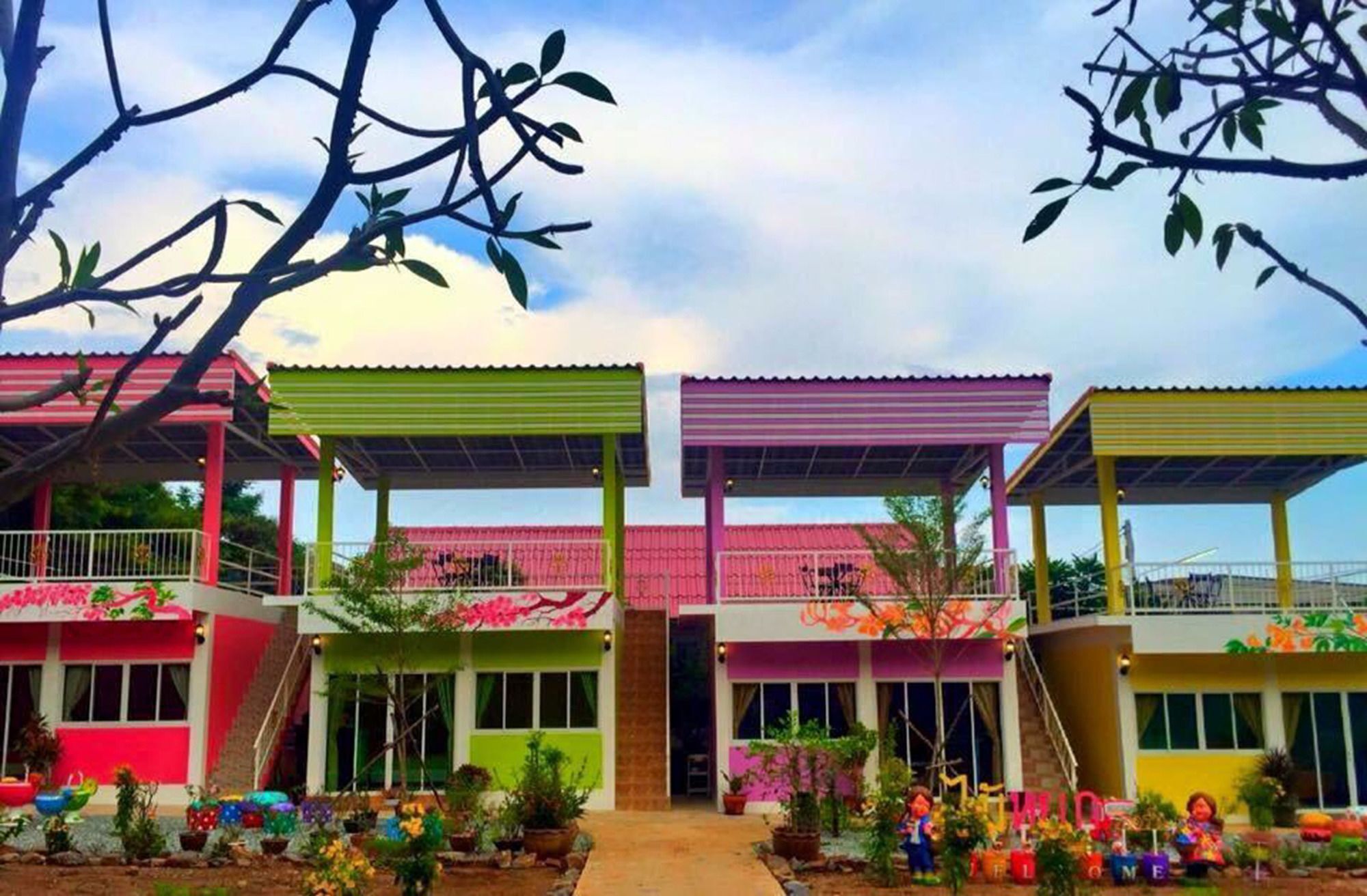 Maiyok Resort Ko Sichang Exterior foto